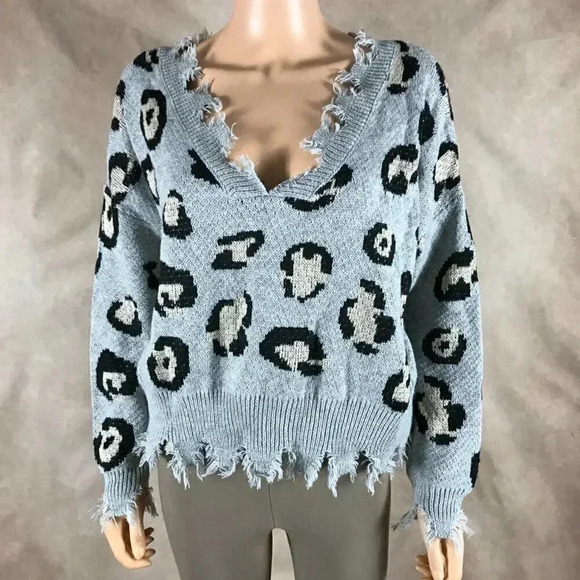 Gray Distressed Animal Print Slouchy Sweater Size S/M - Picture 1 of 8